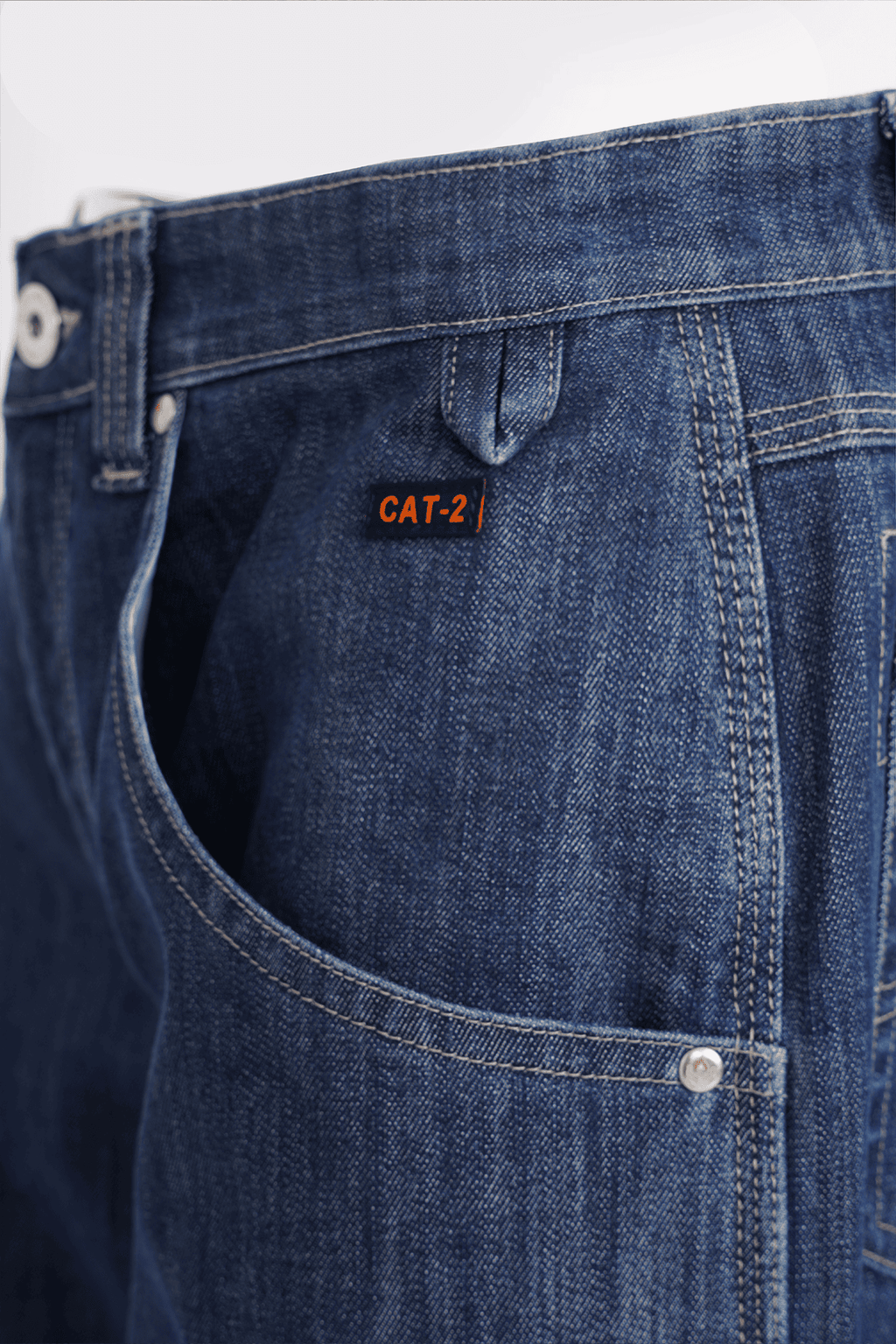FR ADVANCED INDUSTRIAL UTILITY JEAN IN MEDIUM WASH